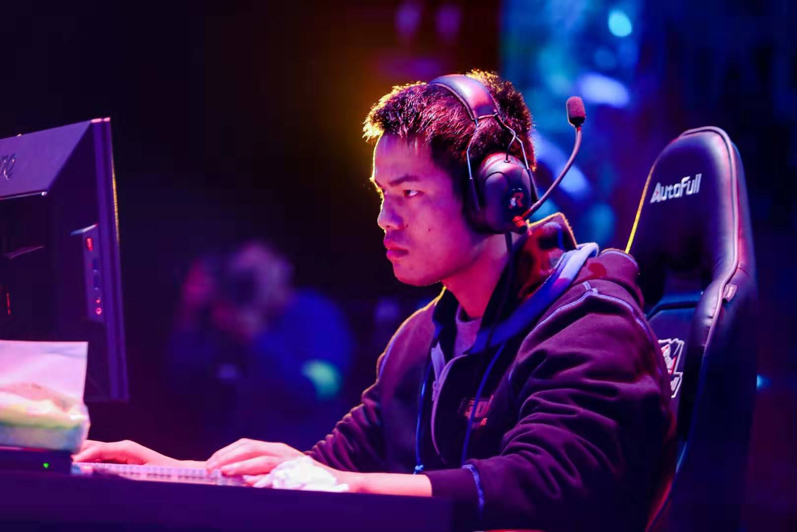 当夜空被 当夜空被