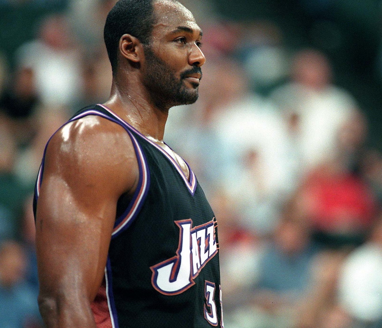 斯顿暂告一 斯顿暂告一